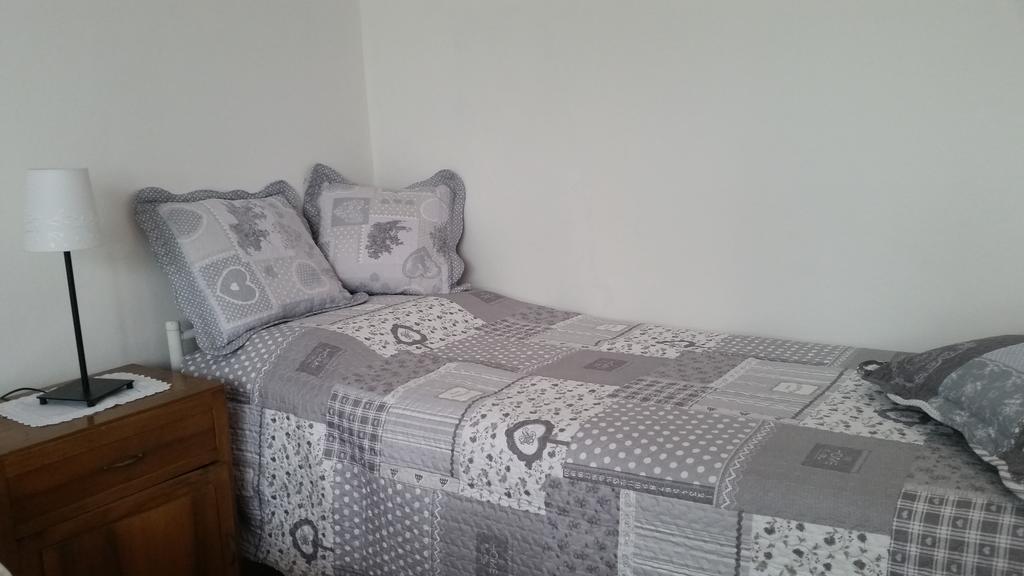 Apartment Iseo Lake Sale Marasino Zimmer foto